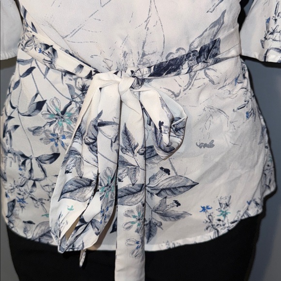 Elegant Alex Marie Wrap Around Blouse - Size Medium - Picture 6 of 8